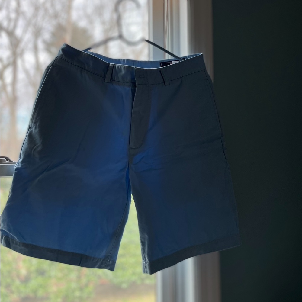 Vineyard Vines Baby Blue Chino Shorts Men’s Size: 30